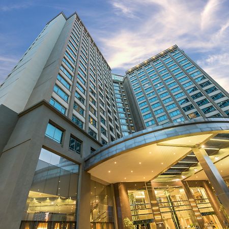 Eastin Hotel Kuala Lumpur Petaling Jaya Eksteriør bilde The hotel's main entrance