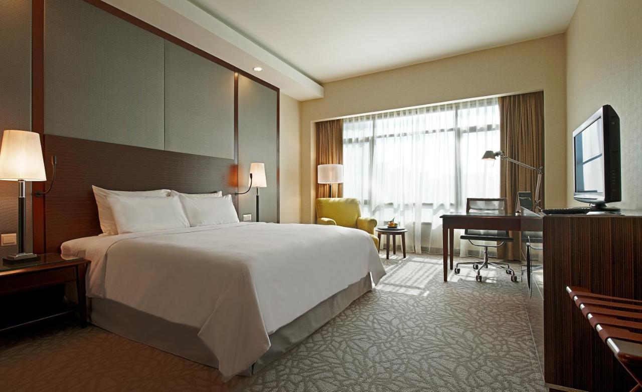 Eastin Hotel Kuala Lumpur Petaling Jaya Eksteriør bilde Deluxe Room