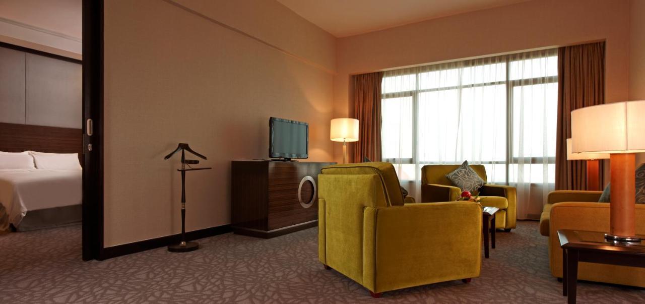 Eastin Hotel Kuala Lumpur Petaling Jaya Eksteriør bilde A room at the hotel