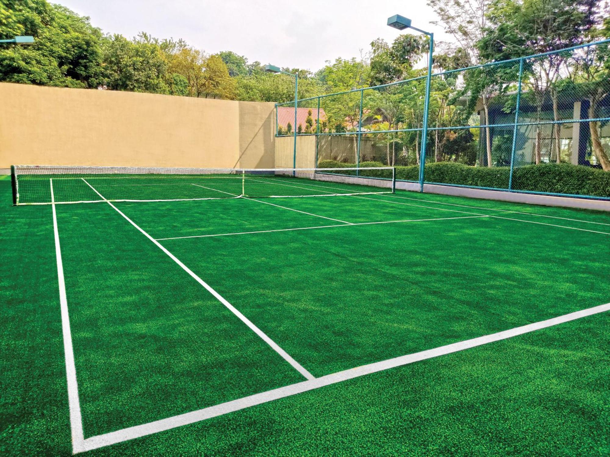 Eastin Hotel Kuala Lumpur Petaling Jaya Eksteriør bilde Tennis court